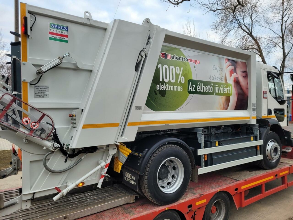 Se producen camiones de basura eléctricos desarrollados en Hungría