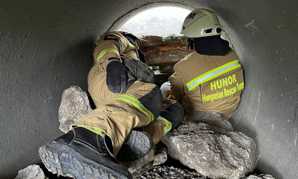Equipo de rescate húngaro Türkiye