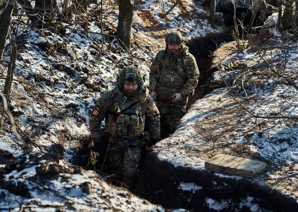 Ungurii Ucraina tranșee de război