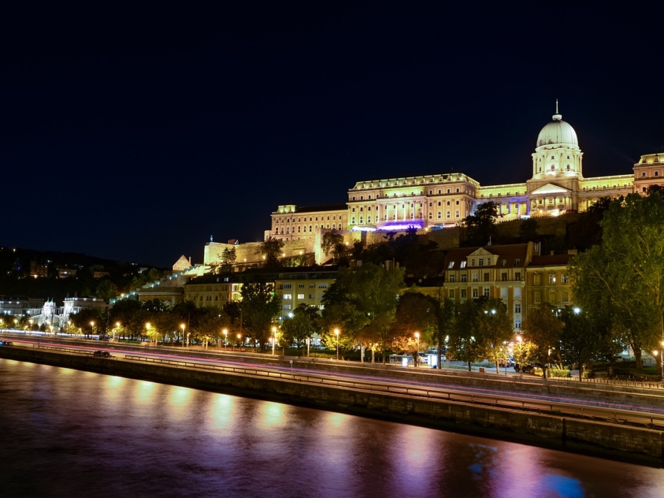 Buda Castle at night