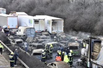 Hromadná nehoda na dálnici v Budapešti