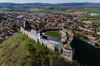 Ristrutturazione del castello di Sümeg in Ungheria