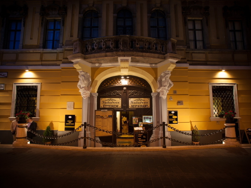 Százéves étterem, Budapest, oldest restaurant in Hungary