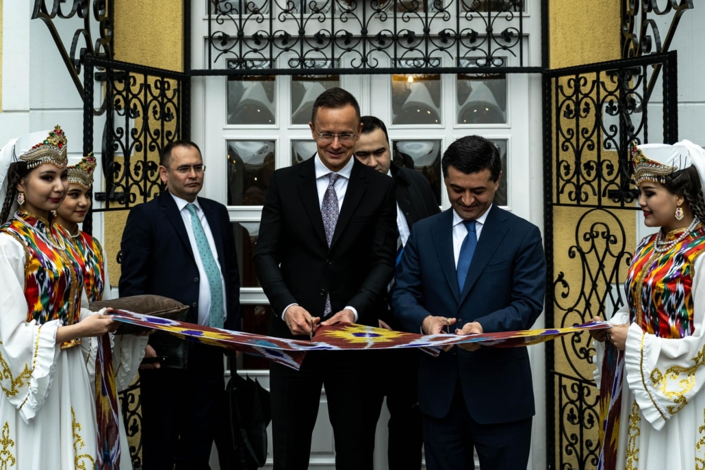 أوزبكستان تفتتح سفارتها في بودابست