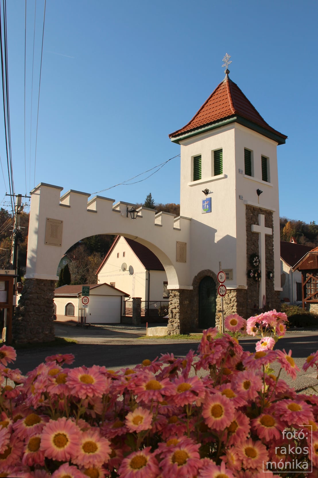 Velem Hungary Hősök Kapuja