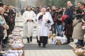 Csíkszereda food consecration on Easter Sunday