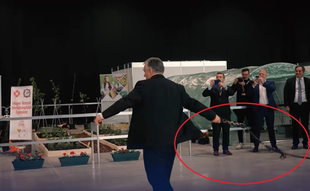 Látigo PM Orbán