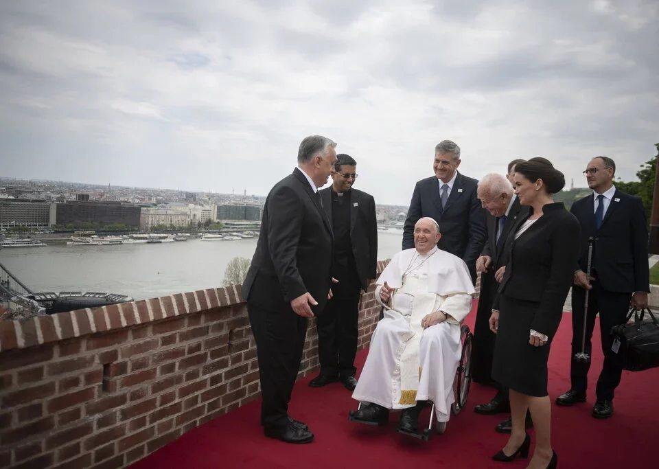 Pope Francis Budapest traffic