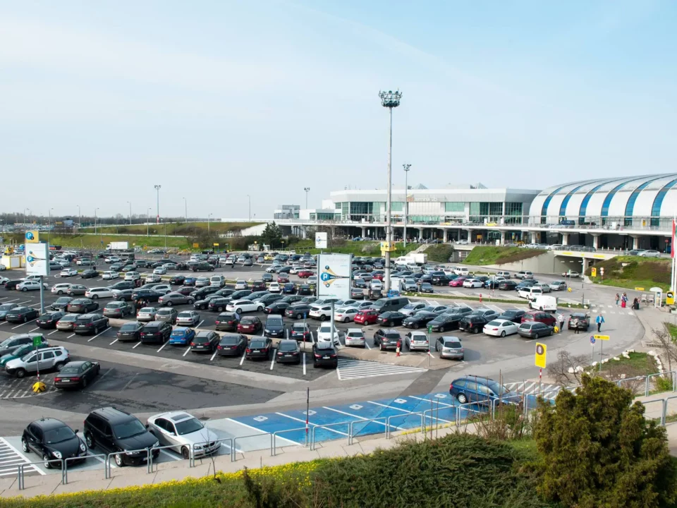 Road traffic change at Budapest Airport