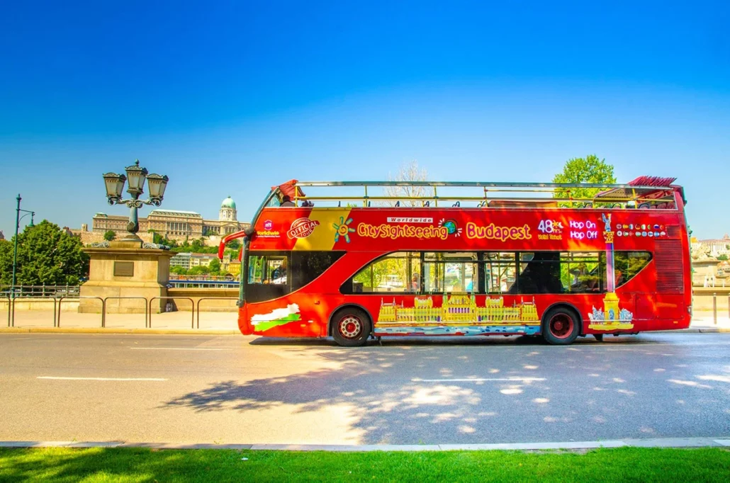 Hop-On-Hop-Off-bus-Budapest