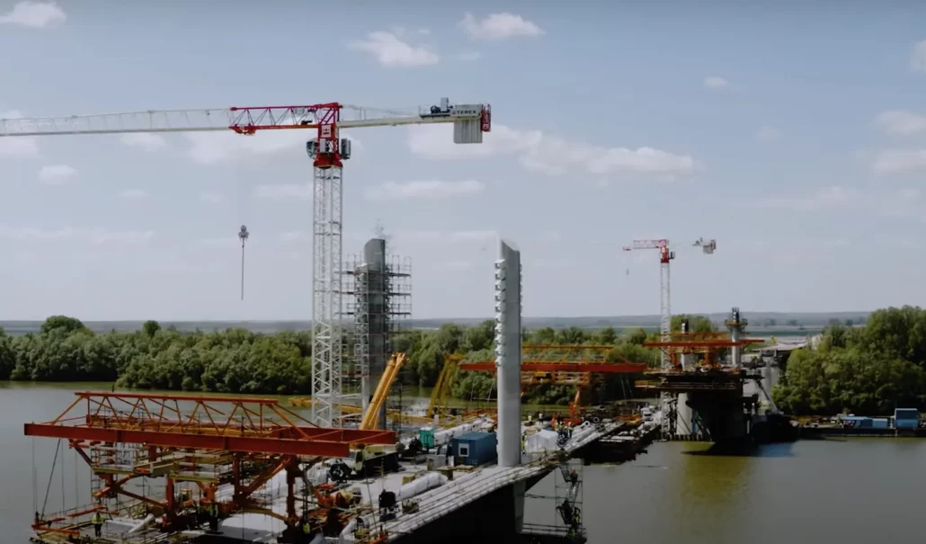 Nuevo puente del Danubio