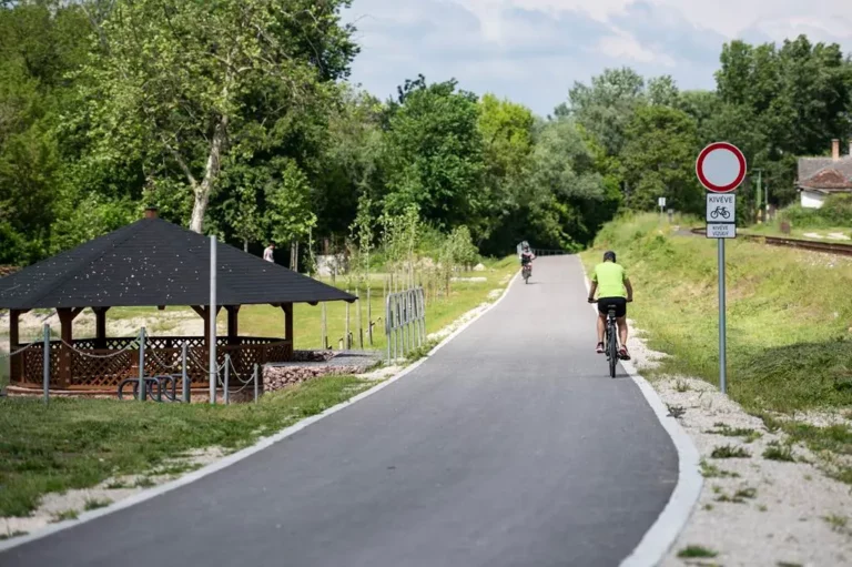 New bike path Hungary