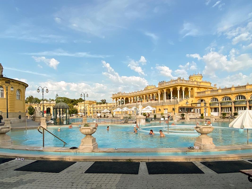 Széchenyi baths in Budapest hungarian tourism