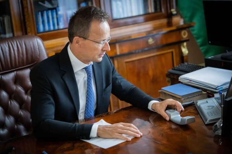 Szijjártó urgently phoned his Russian counterpart