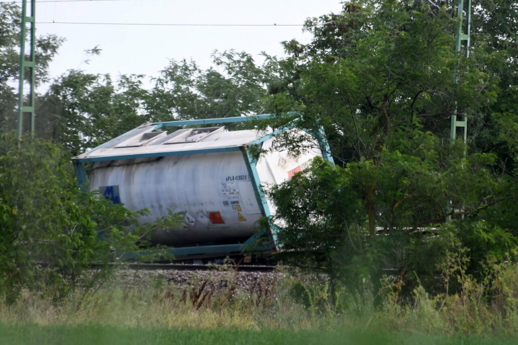 freight wagons derailed near kétpó