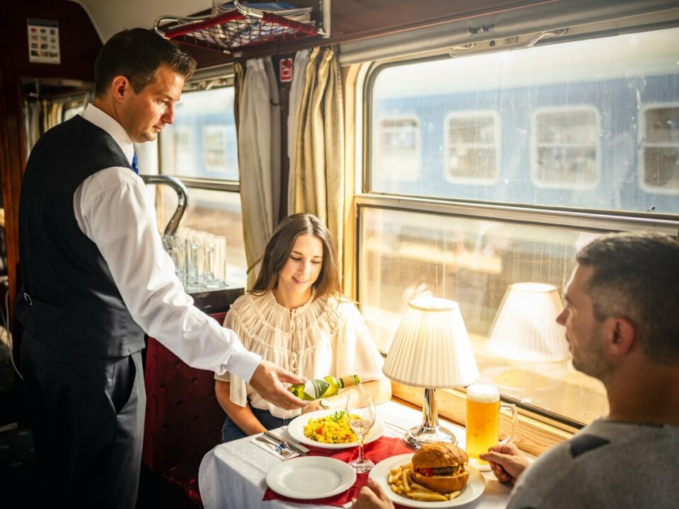 MÁV 列车上的餐车