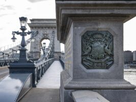 Chain Bridge