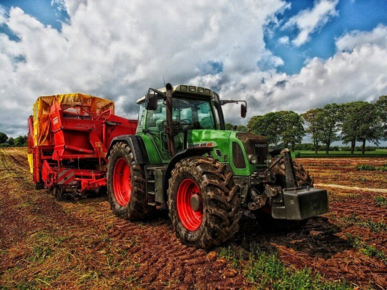 agriculture tractor agricultural policy