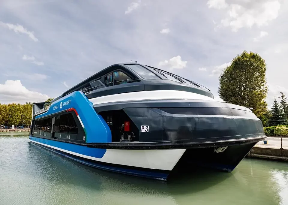 Barcos futuristas del lago Balaton