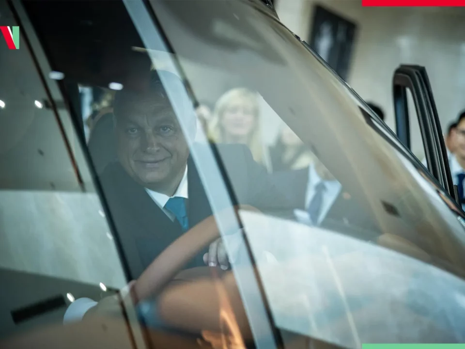 Ministerpräsident Viktor Orbán Auto Milliarden Euro