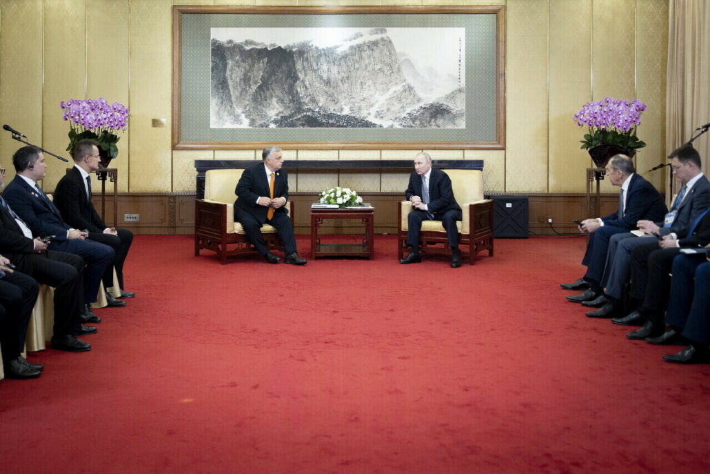 orbán and putin in china