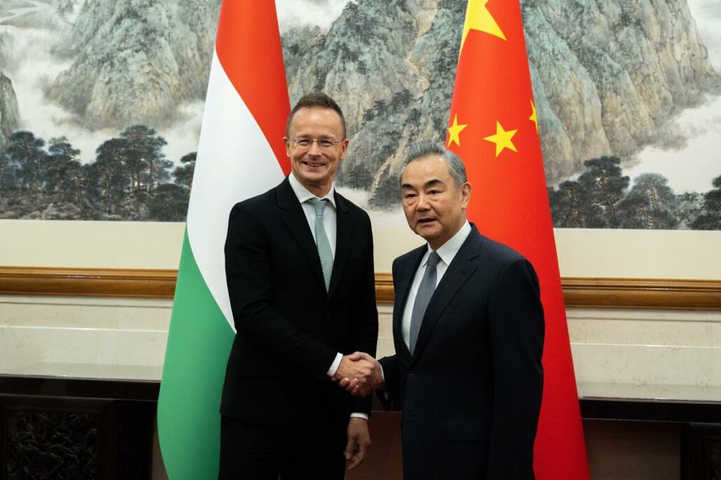 china hungary foreign ministers beijing