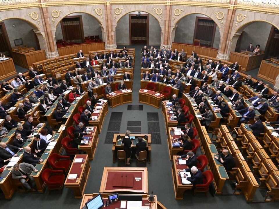 I legislatori del parlamento ungherese