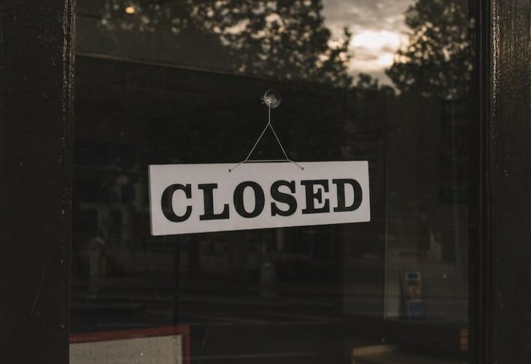 closed sign