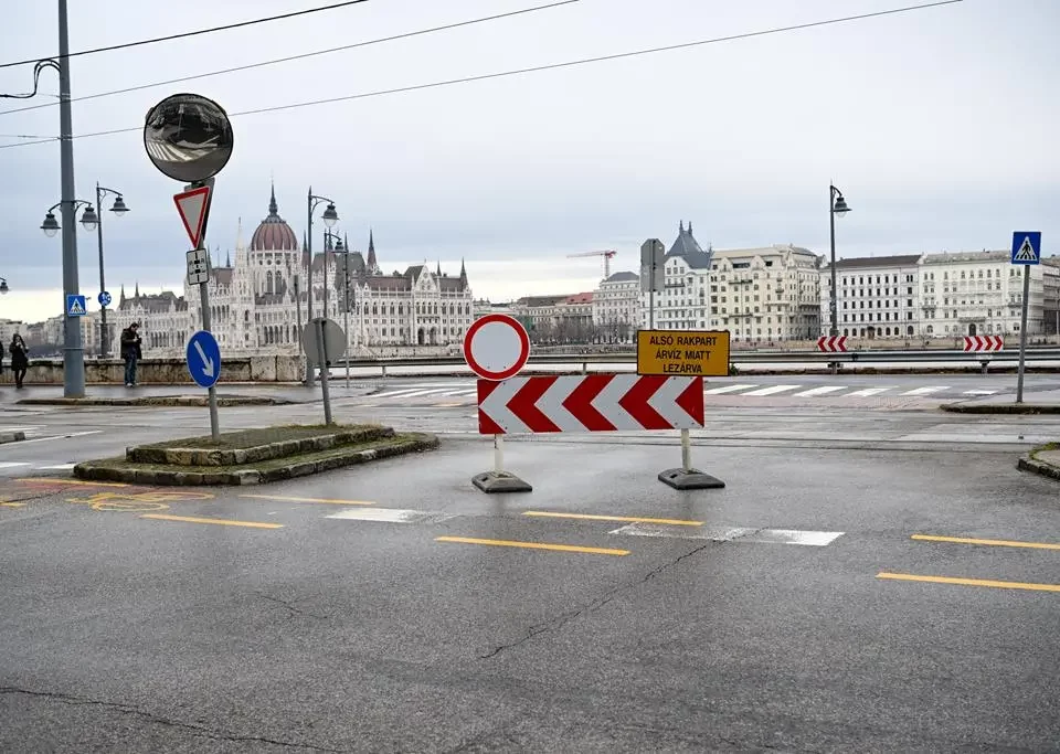 Budapest's main downtown avenues near the Danube closed