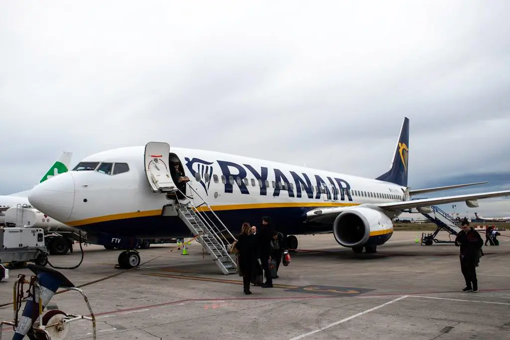 Ryanair new flight Budapest jet fuel