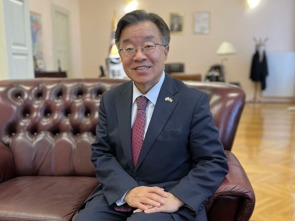 Доктор Кёдук Хонг, посол Южной Кореи в Венгрии
