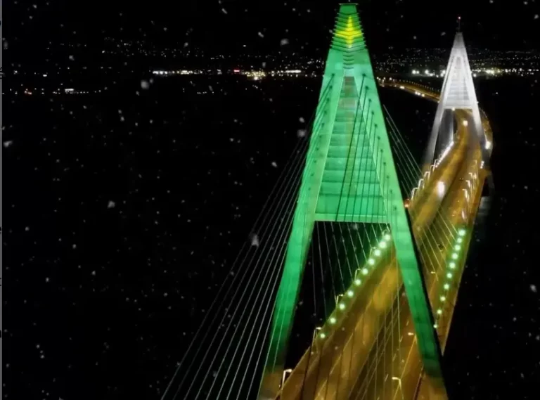 El simbólico puente de Budapest se convertirá en árbol de Navidad