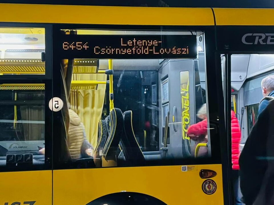 Десятки тысяч автобусов не будут ходить в Венгрию до Рождества