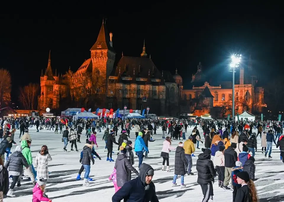 Night of the Ice Rinks in Budapest