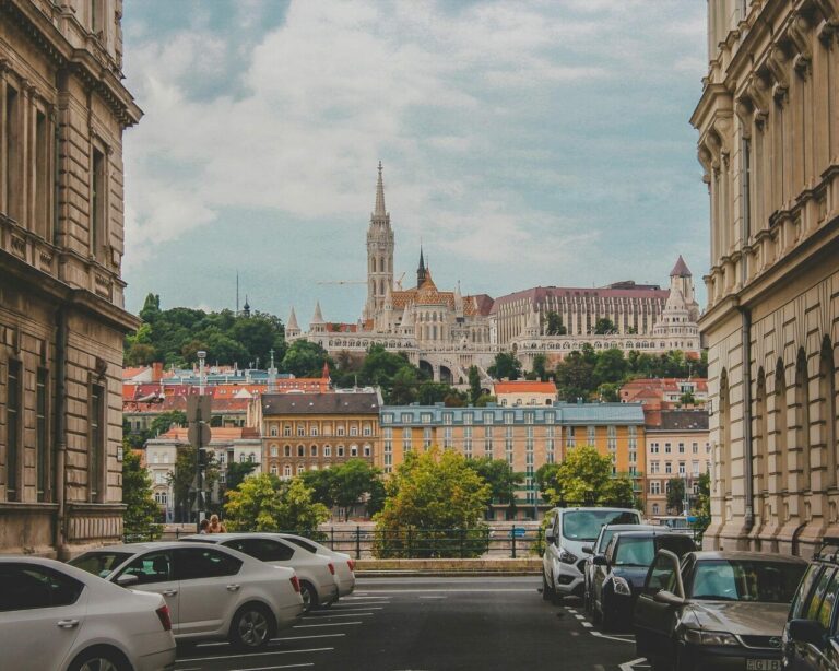 restrizioni al traffico del castello della città di budapest in Ungheria