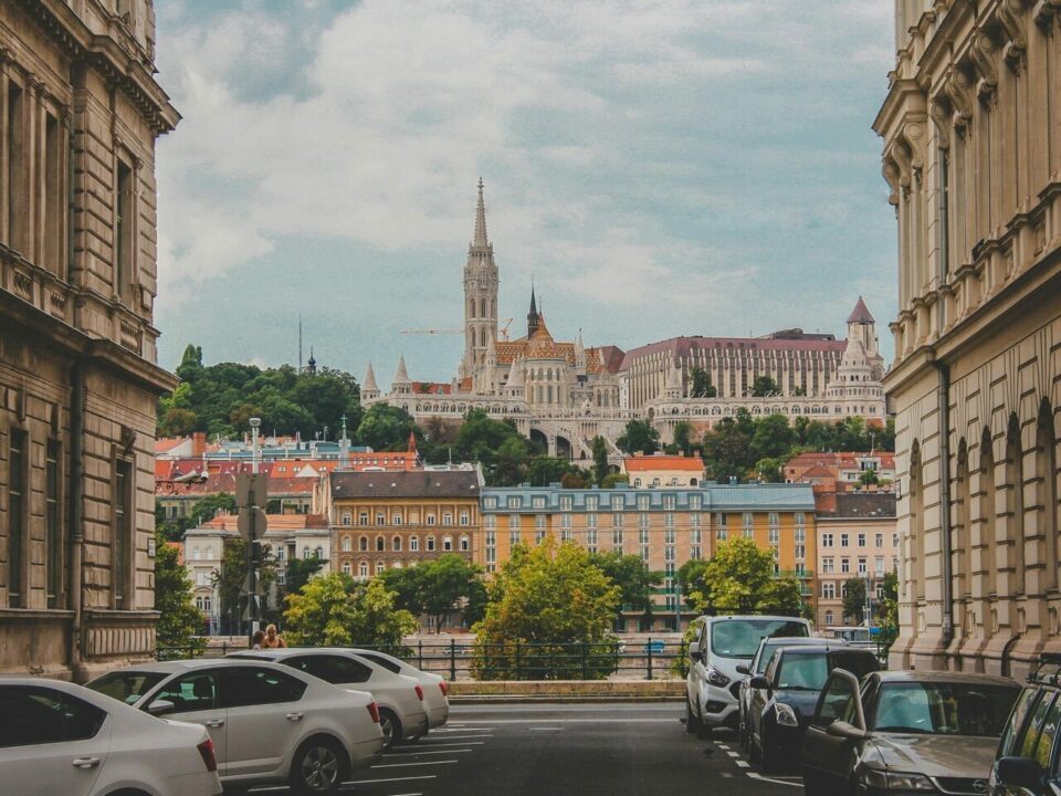 बुडापेस्ट सिटी कैसल हंगरी यातायात प्रतिबंध