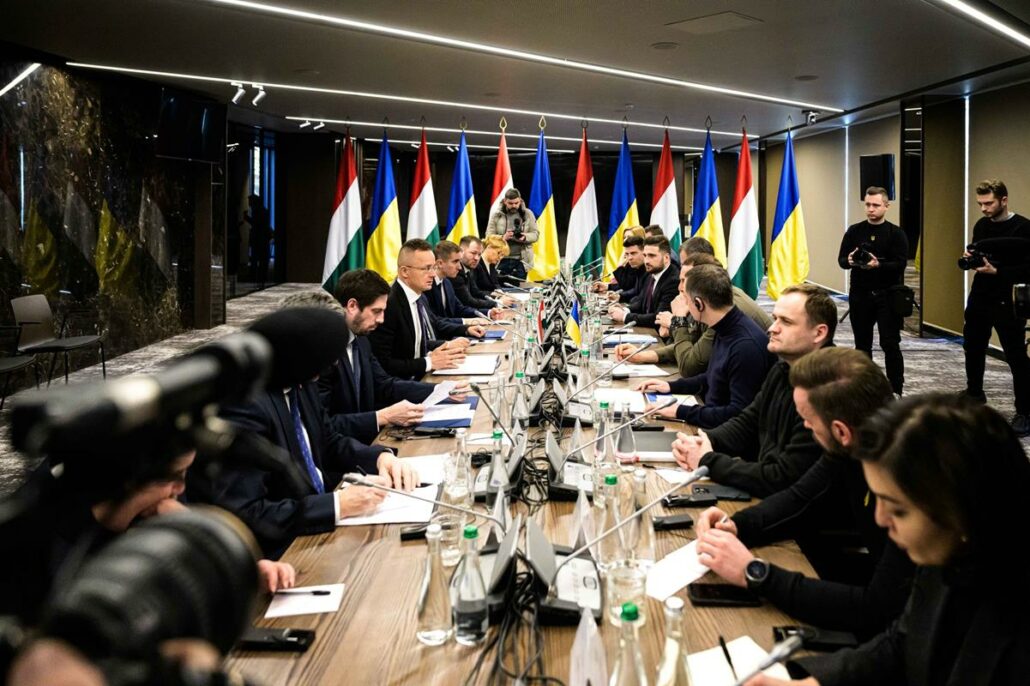 ministres des Affaires étrangères de l'Ukraine et de la Hongrie
