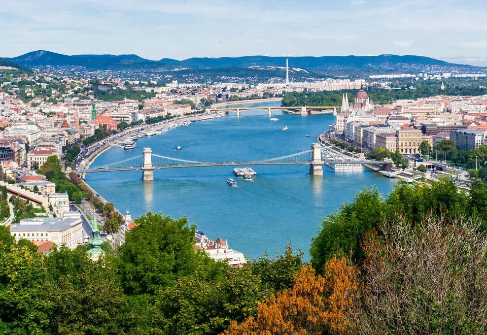 Mađarska Budimpešta Lančani most na Dunavu