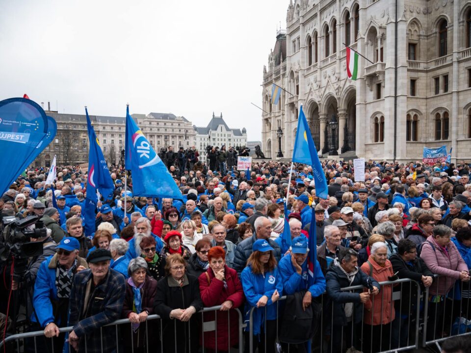 Массовая демонстрация оппозиции в Будапеште.