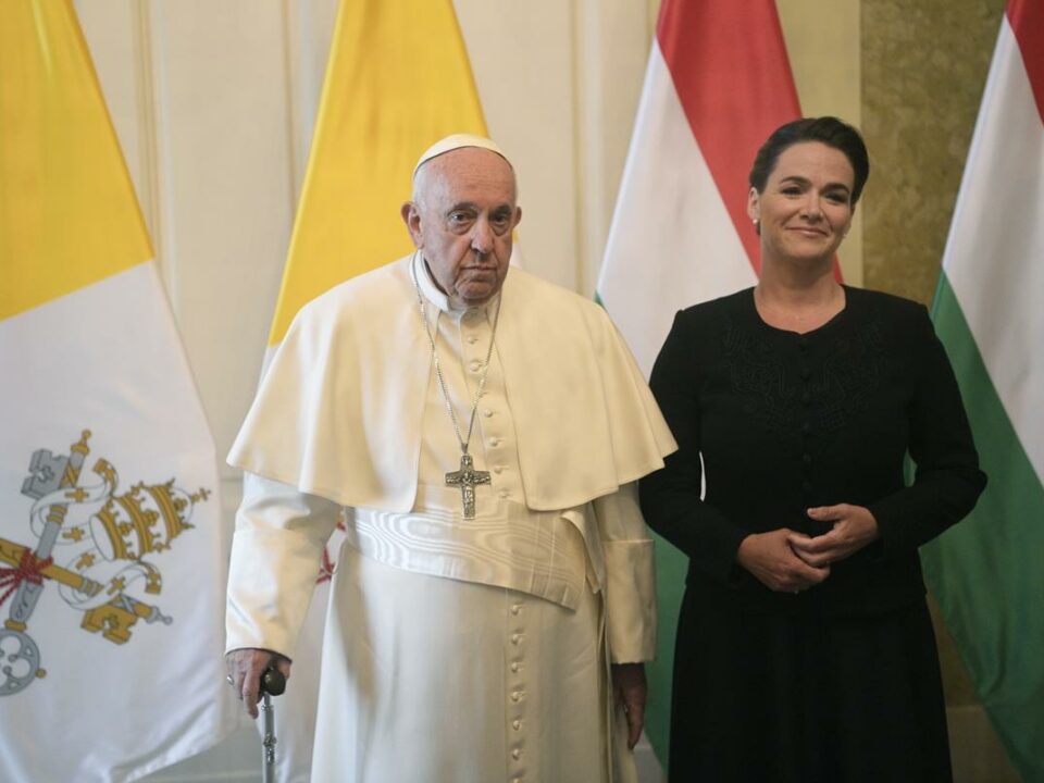 Președintele Novák cu Papa Francisc