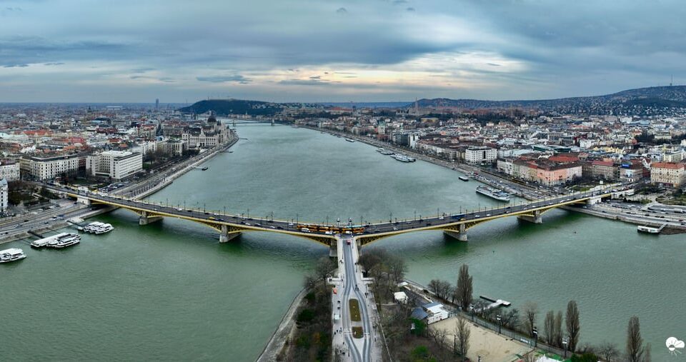 سجل حرارة الطقس في بودابست