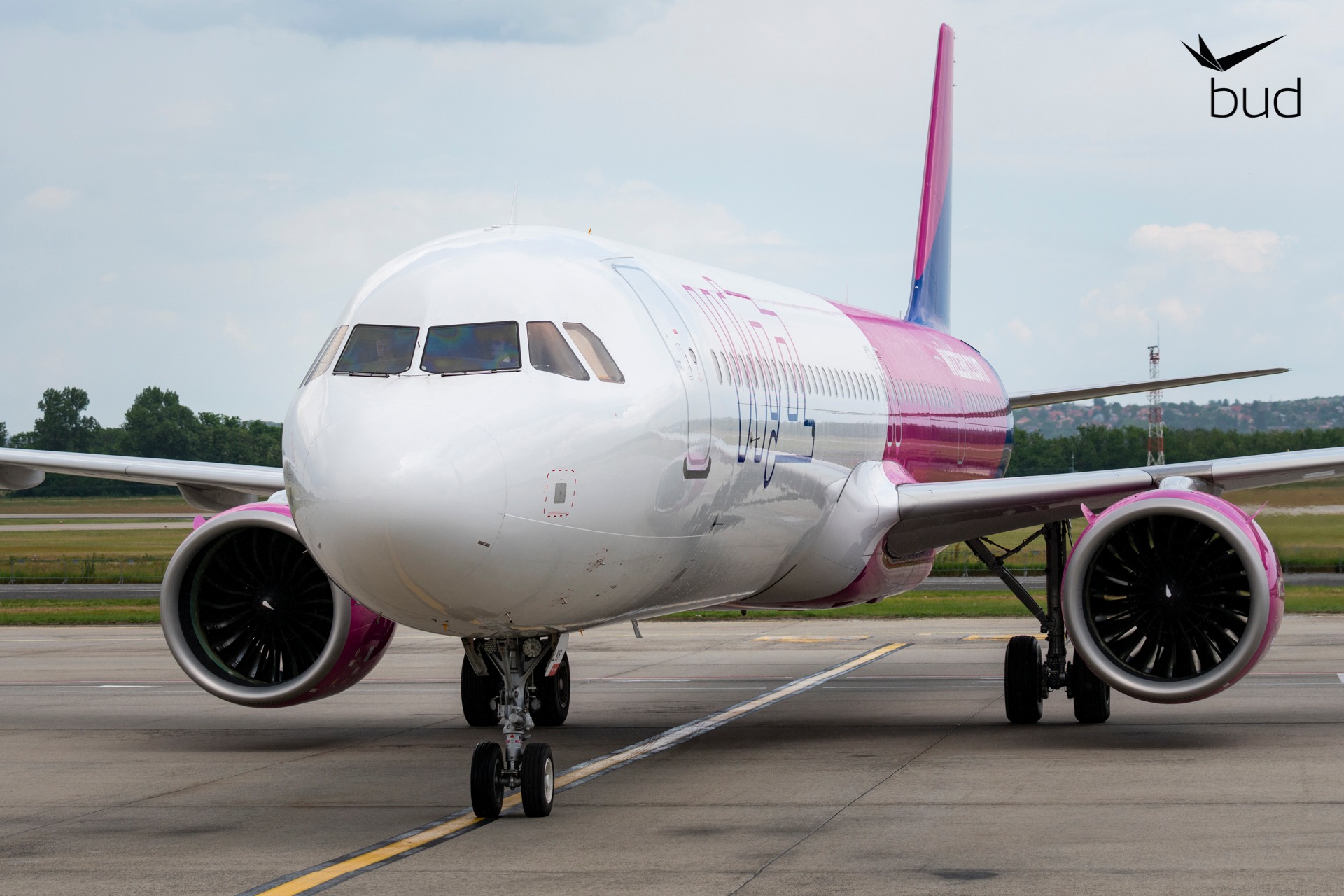 Wizz Air engine