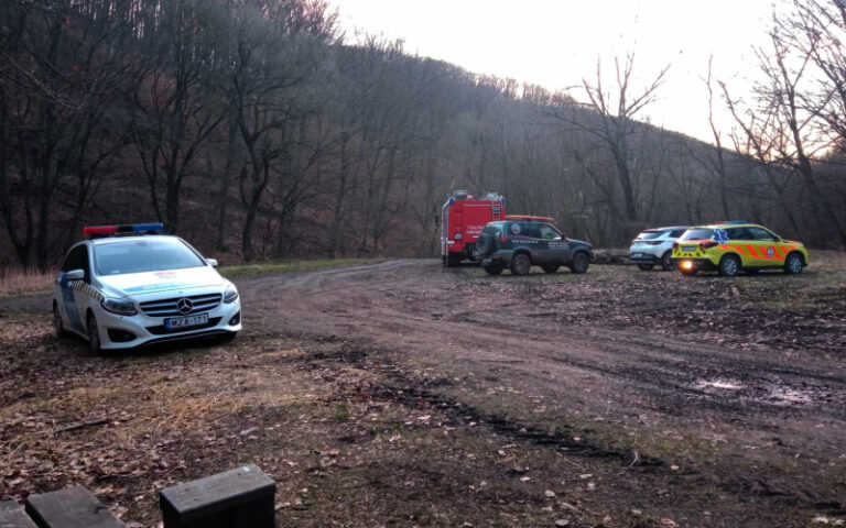 börzsöny Horror hiking: dead body found by hikers in Hungarian mountains