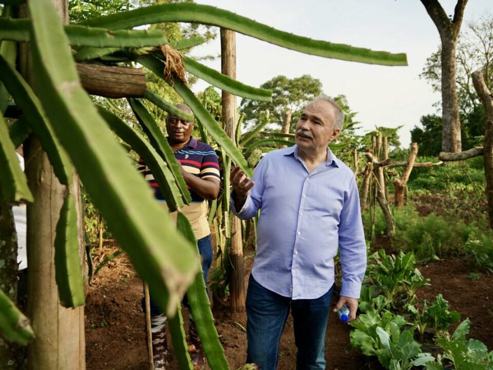हंगरी युगांडा की कृषि को विकसित करने में मदद करेगा