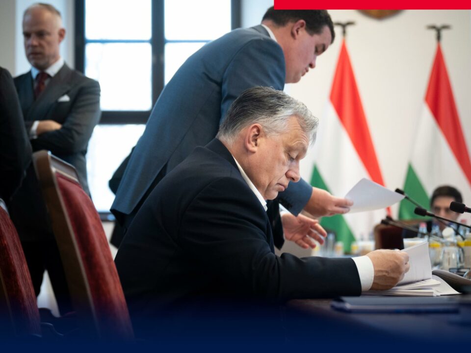 Orbáns Kabinett löschte Namen und Daten aus den Dokumenten der Staatsanwaltschaft