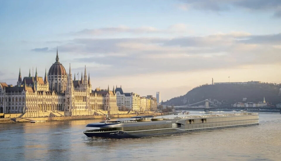 Luxusní loď APT - Budapešť