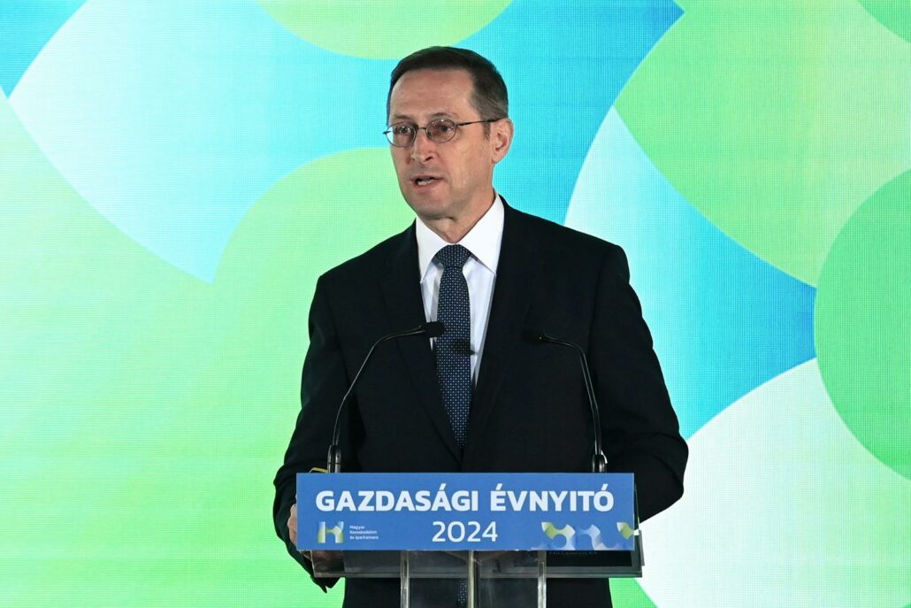 le ministre des Finances Varga déficit hongrois