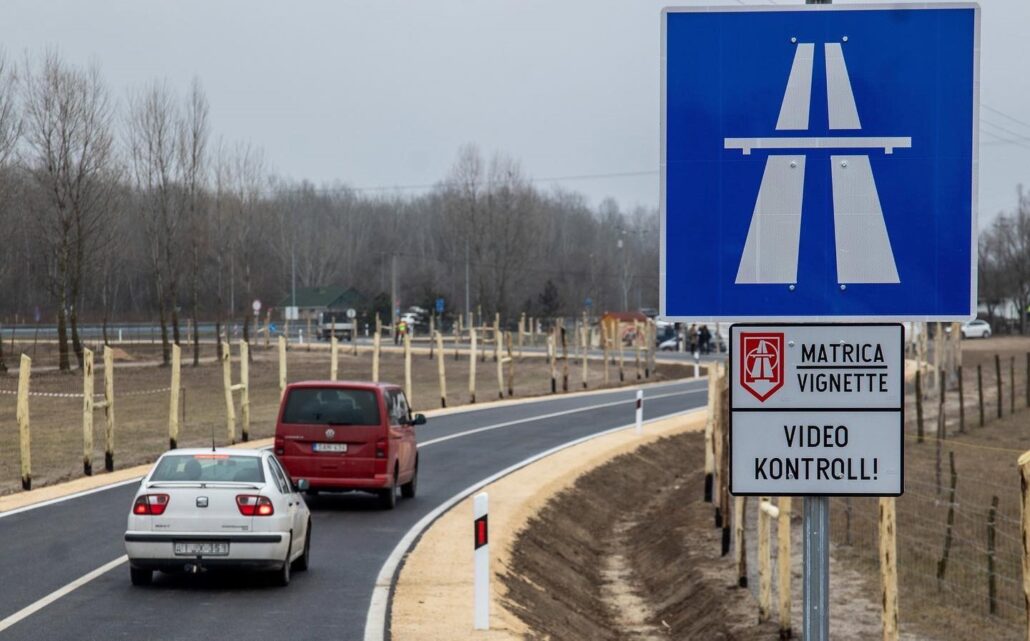матрица виньетка автомагистраль наклейка шоссе Венгрия