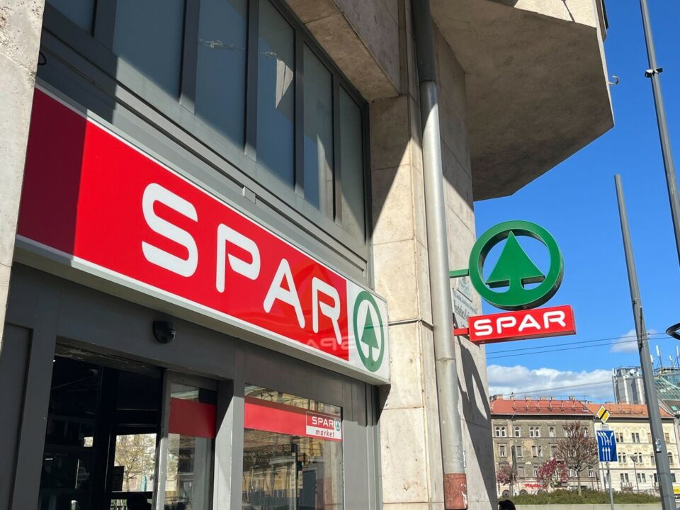 Открытие торговой сети Spar на Пасху