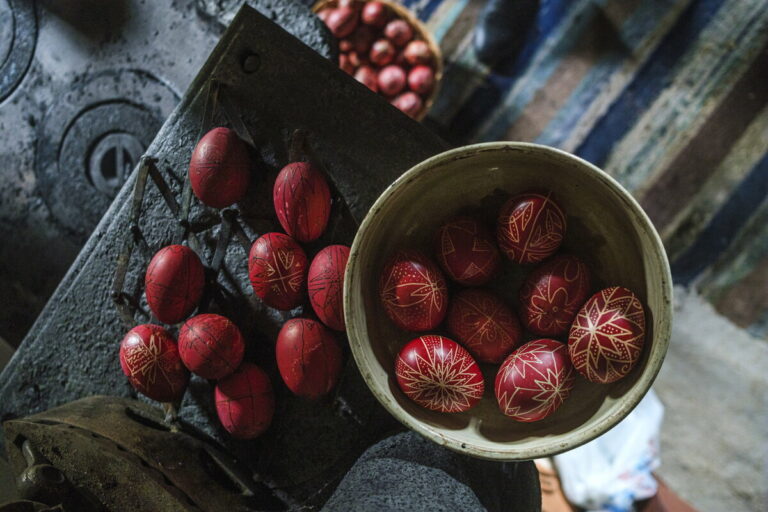 traditional egg painting írott tojás